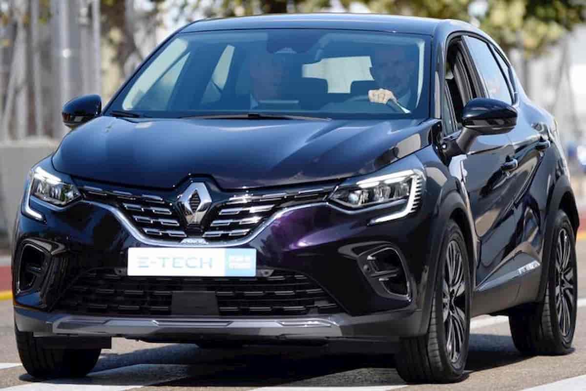 Renault, licenziato in tronco l'Ad Bollorè. Nuove speranze per la fusione con Fiat Fca?