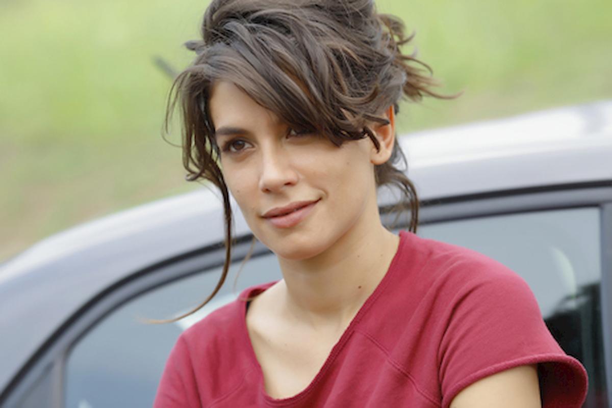 Rosy Abate non deve morire: la produzione bombardata di mail dei fan. Valsecchi rimonta il finale