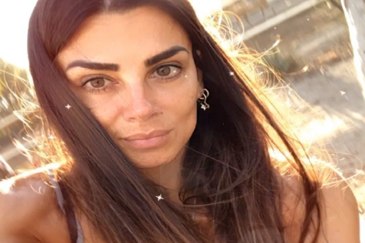 Serena Enardu, Instagram