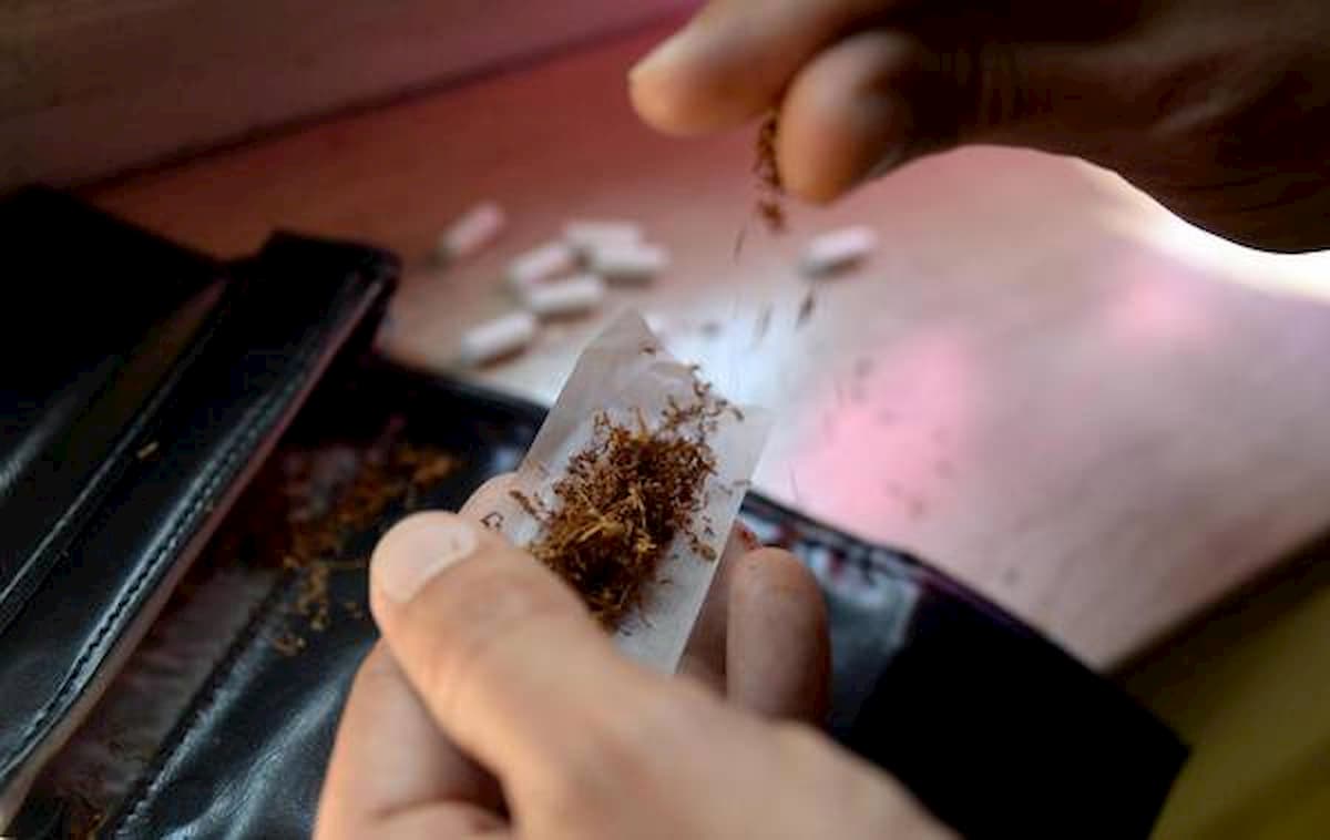 Sigarette da arrotolare, stangata su cartine e filtri