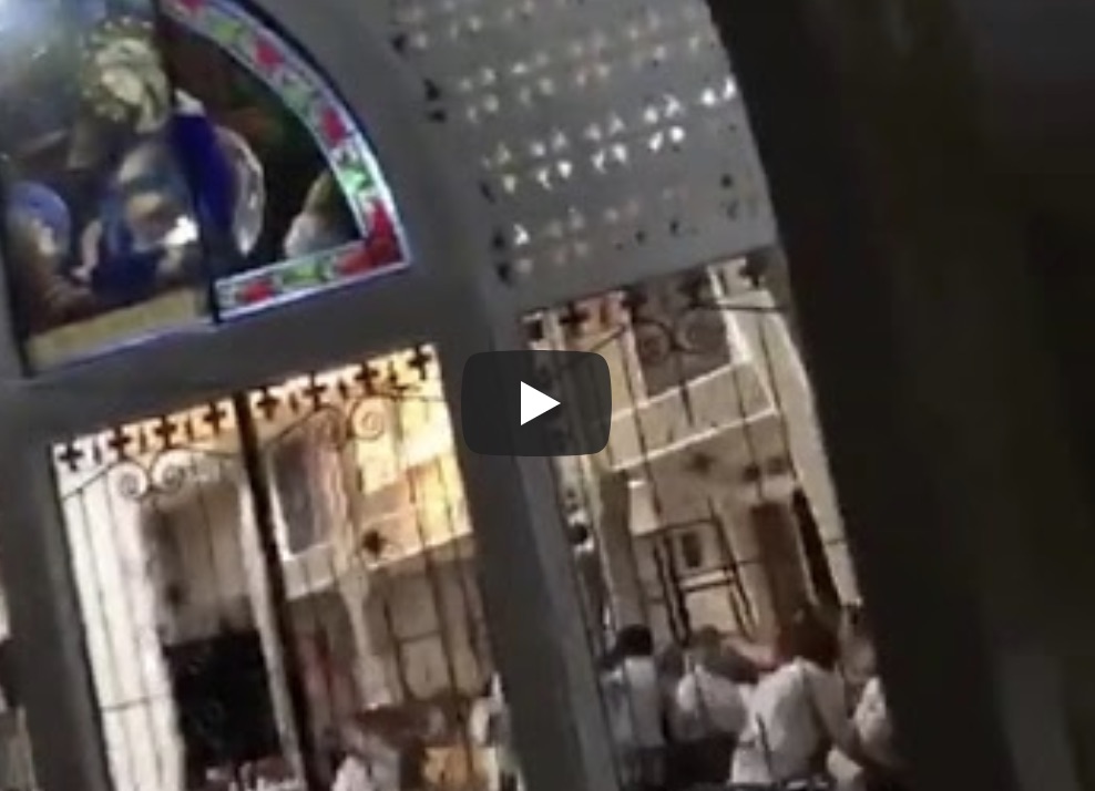 Terremoto Filippine, scossa 6.4: le urla di terrore dei fedeli riuniti in chiesa VIDEO