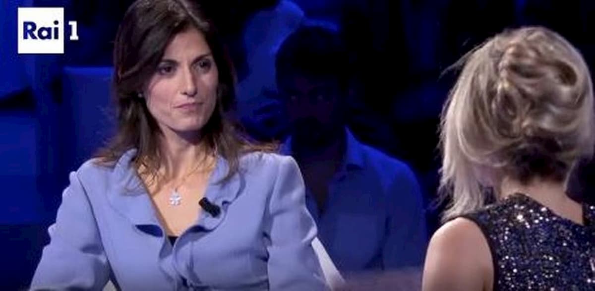 Da noi… a ruota libera, Virginia Raggi e il rimprovero del figlio: "Ho sentito come una lama..."