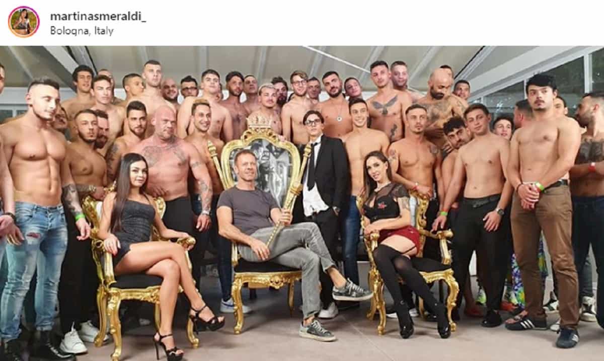 Martina Smeraldi, film con Malena. La foto sul set con Rocco Siffredi