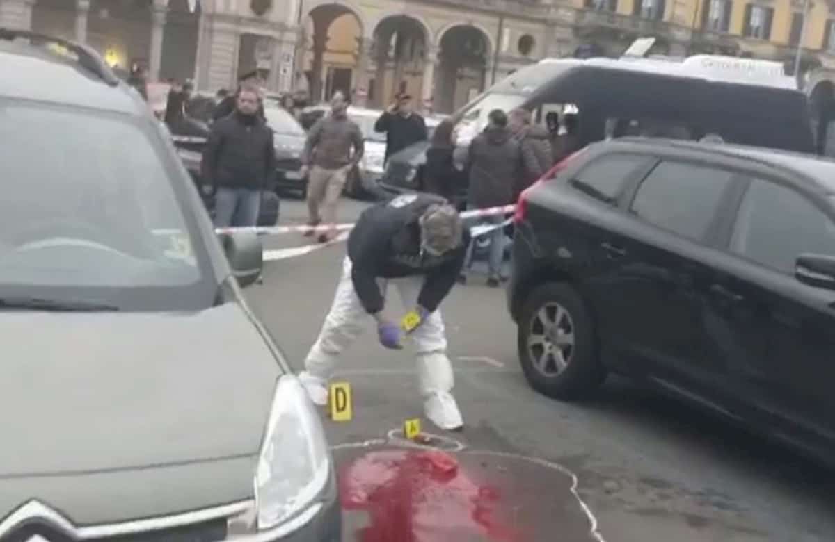 Alessandria, un uomo è stato sgozzato in piazza Garibaldi durante la fiera di San Baudolino