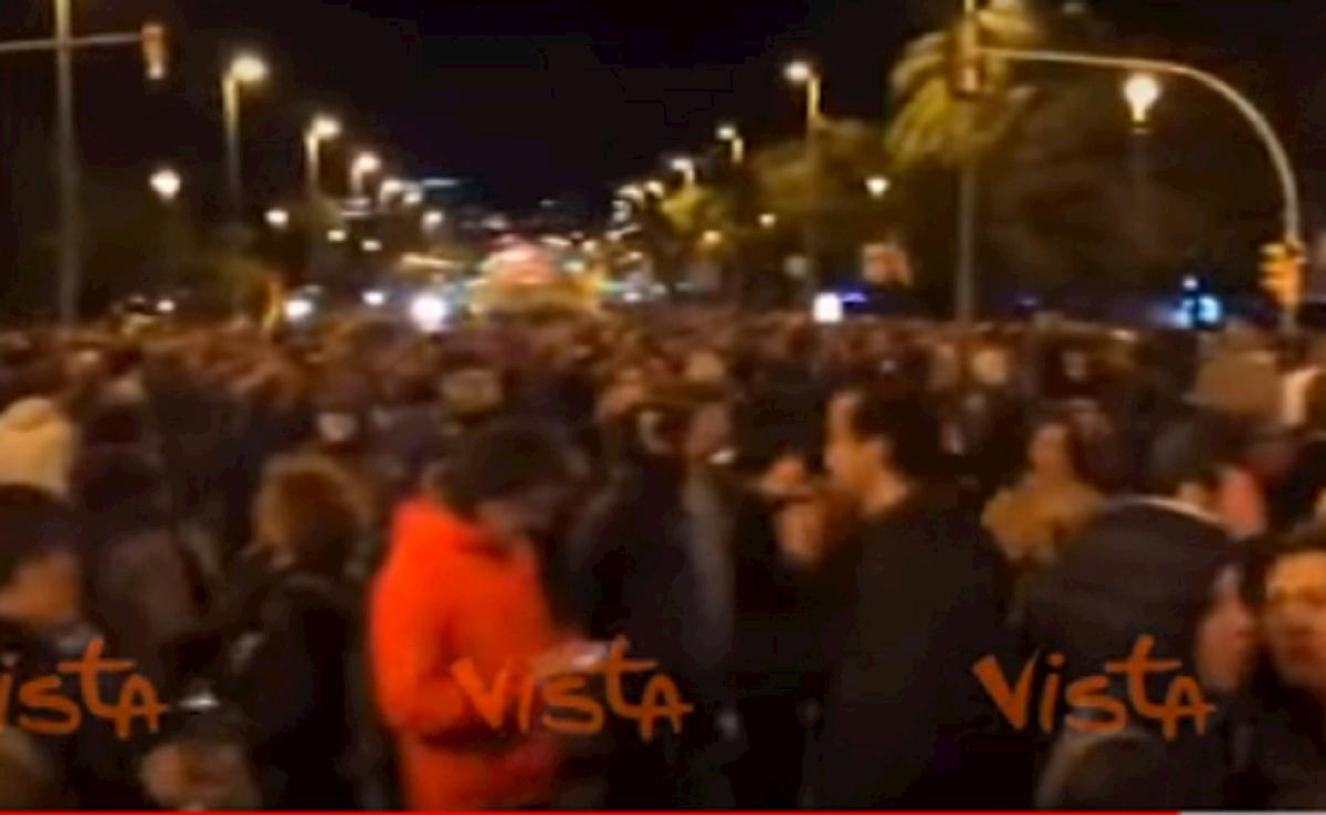 barcellona indipendentisti in piazza