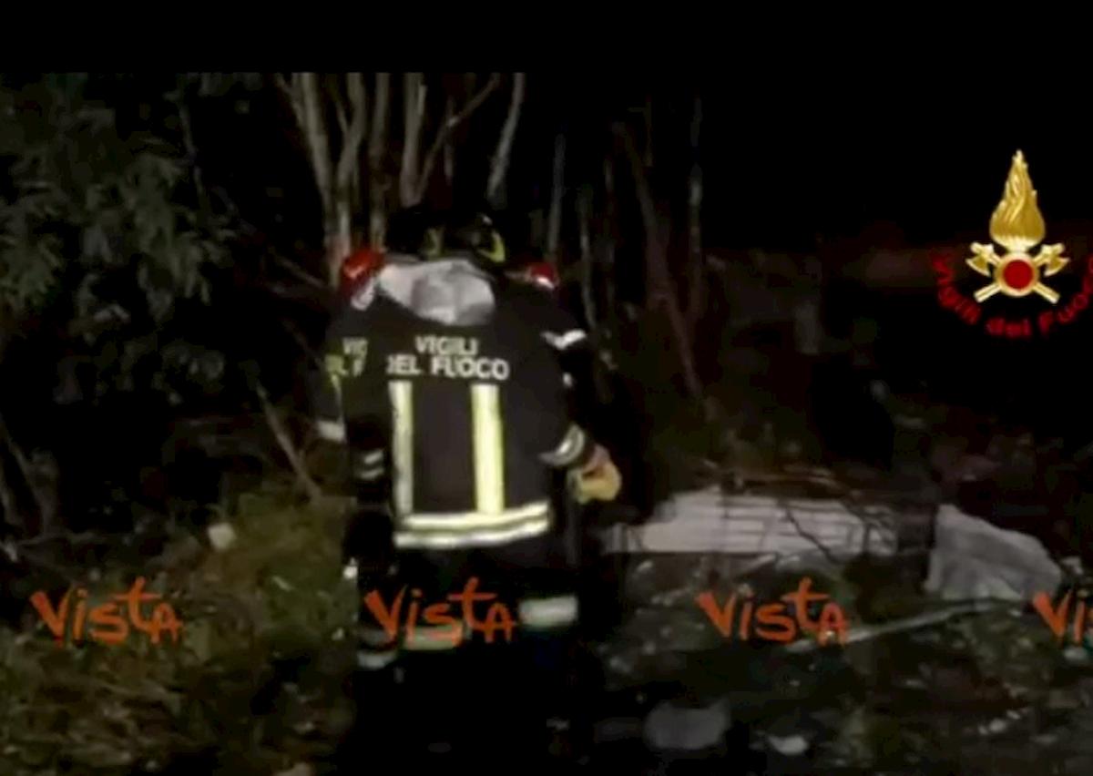 esplosione fabbrica fuochi artificio messina