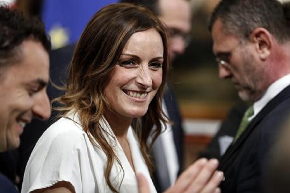 Emilia, il padre della Borgonzoni: "Voterò per Bonaccini". Sondaggio: destra avanti 6 punti