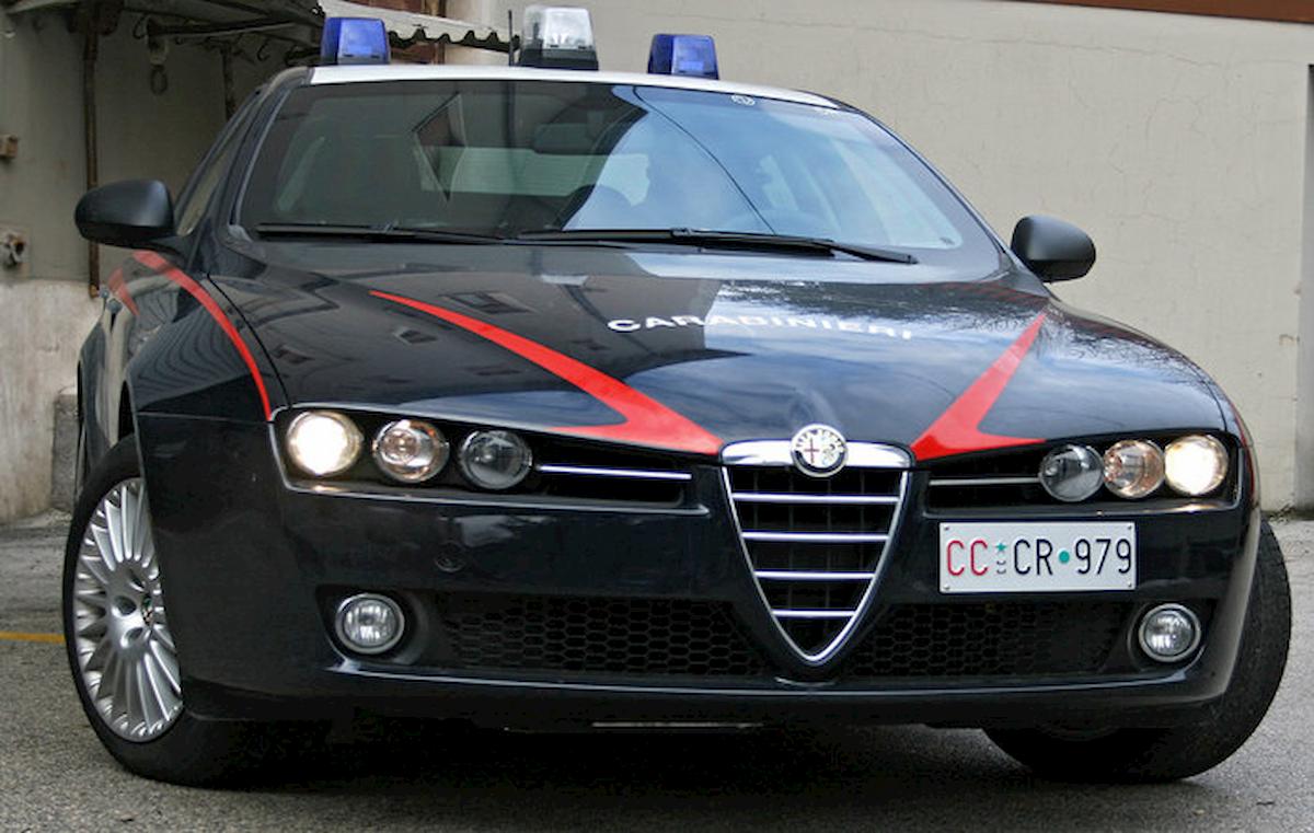 auto carabinieri ansa