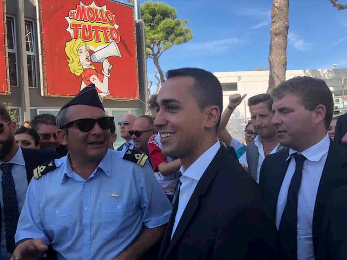 Luigi Di Maio sull'Ilva: "Su scudo penale i miei al Senato non li tengo".