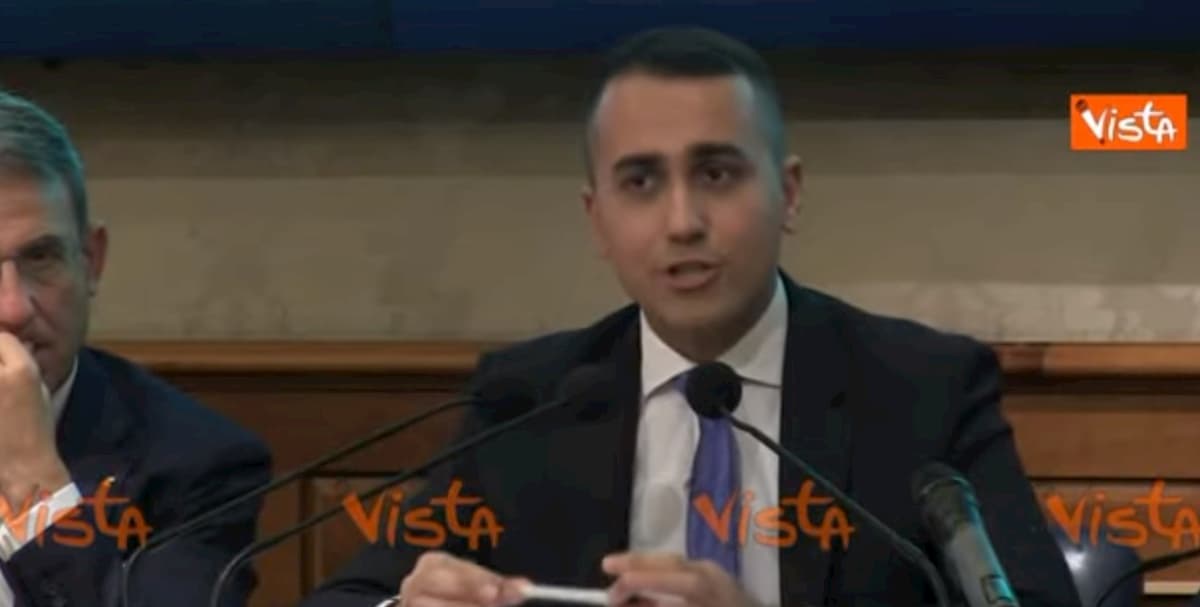 Luigi Di Maio: "Riconosco che M5s sta attraversando un momento di difficoltà"