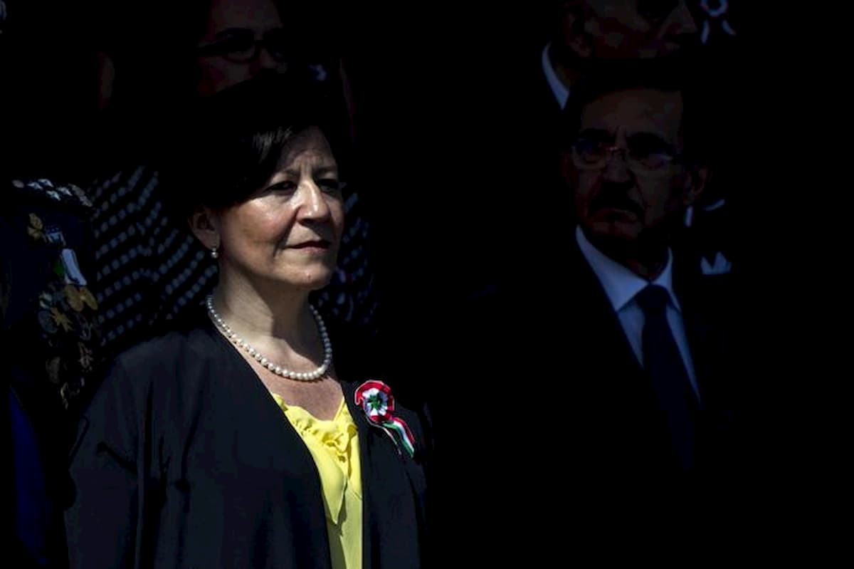 Elisabetta Trenta casa: mio marito rinuncia a suo diritto. Finestra su chi era Ministro Difesa