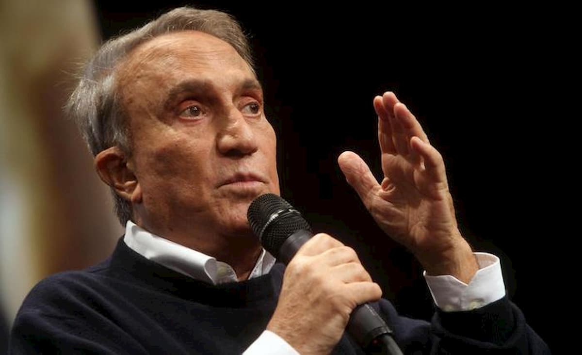 Emilio Fede ricoverato d'urgenza a Milano dopo una caduta