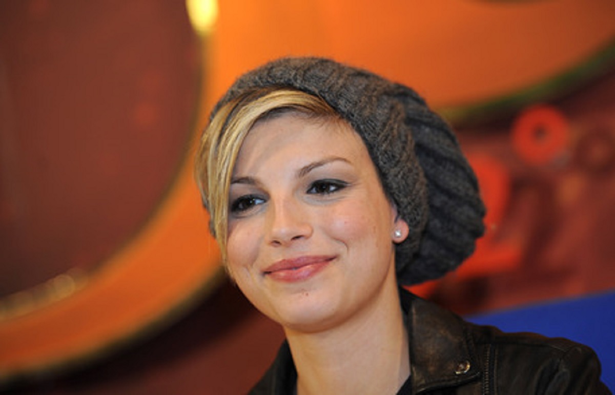 Tu Sì Que Vales, Emma Marrone e il gesto che sorprende Belen Rodriguez