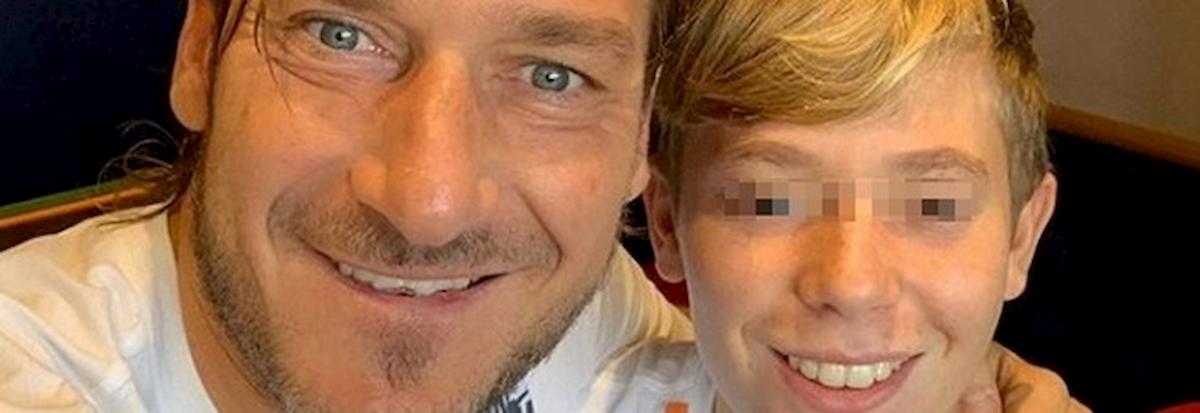 Francesco Totti festeggia il compleanno del figlio Cristian su Instagram Foto