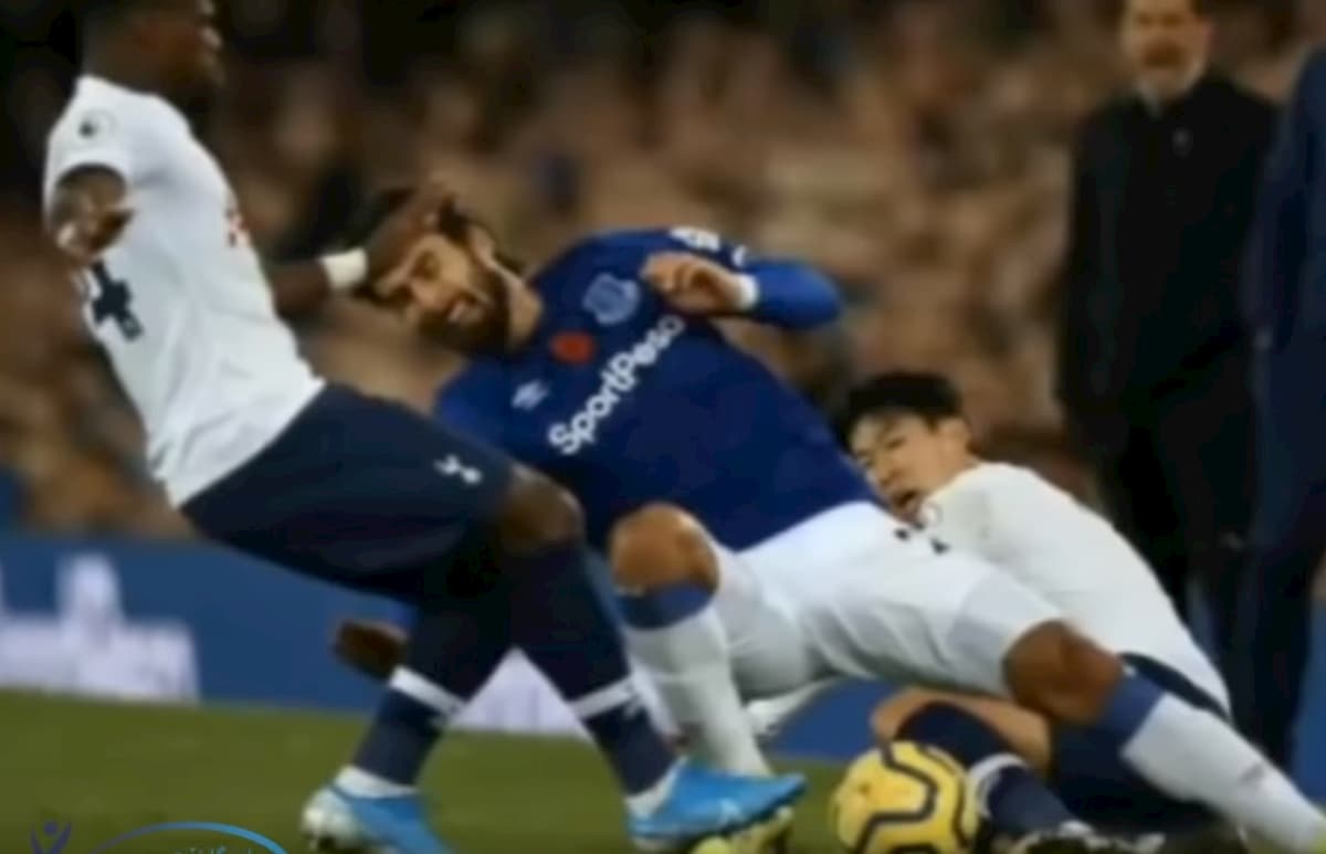 André Gomes, caviglia spezzata dopo fallo di Son in Everton-Tottenham VIDEO