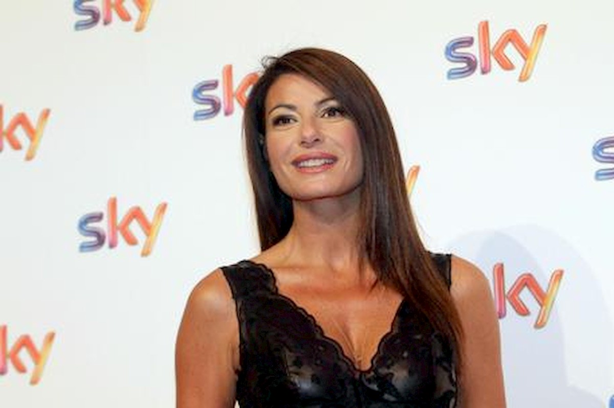 Ilaria D'Amico Buffon ritiro lo fa felice scappa di casa