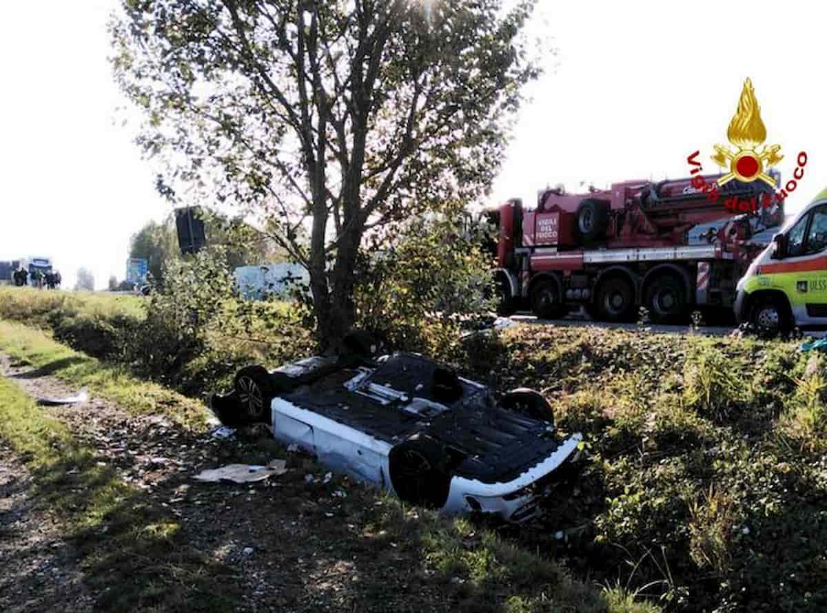 Giulia Zandarin, anche il padre di Alberto Antonello al funerale della 18enne