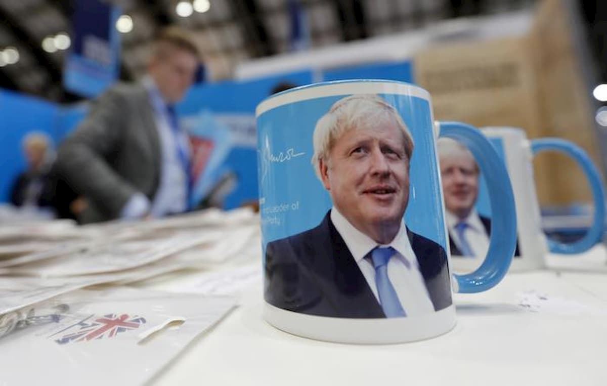 Brexit. Se Johnson vince, i residenti Ue pagheranno 700 euro per accedere alle cure mediche