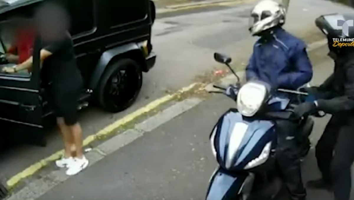 Ozil e Kolasinac, il nuovo video della tentata rapina ai due calciatori dell'Arsenal