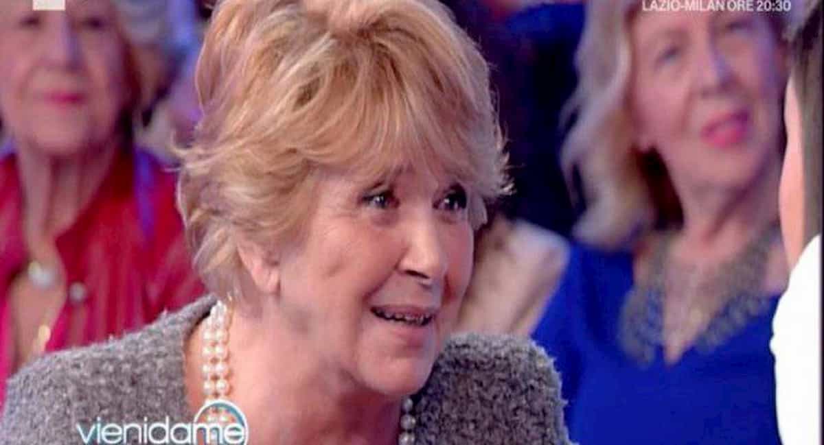 Vieni da me, Laura Efrikian racconta a Caterina Balivo il "colpo di fulmine con riserva" con Gianni Morandi