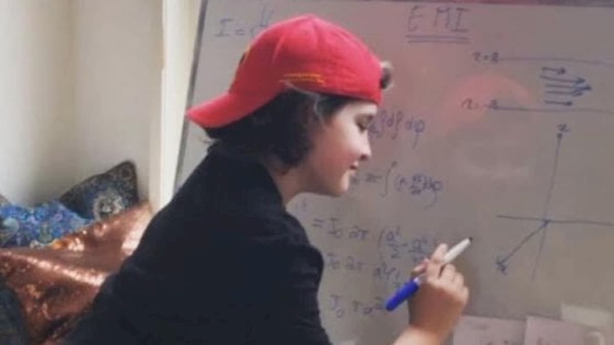 Laurent Simons, il bambino prodigio si laurea in ingegneria elettronica a soli 9 anni