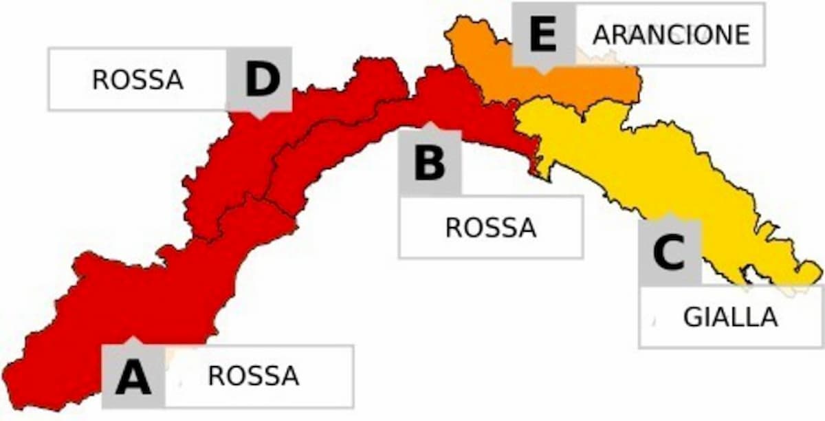 Liguria, allerta rossa per il maltempo: a Genova chiuse scuole, musei, cimiteri, parchi...