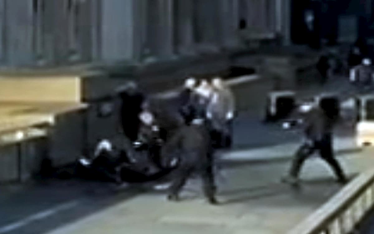 Londra, è terrorismo a London Bridge. Torna l'incubo, un mese fa l'Isis giurò vendetta per Al Baghdadi