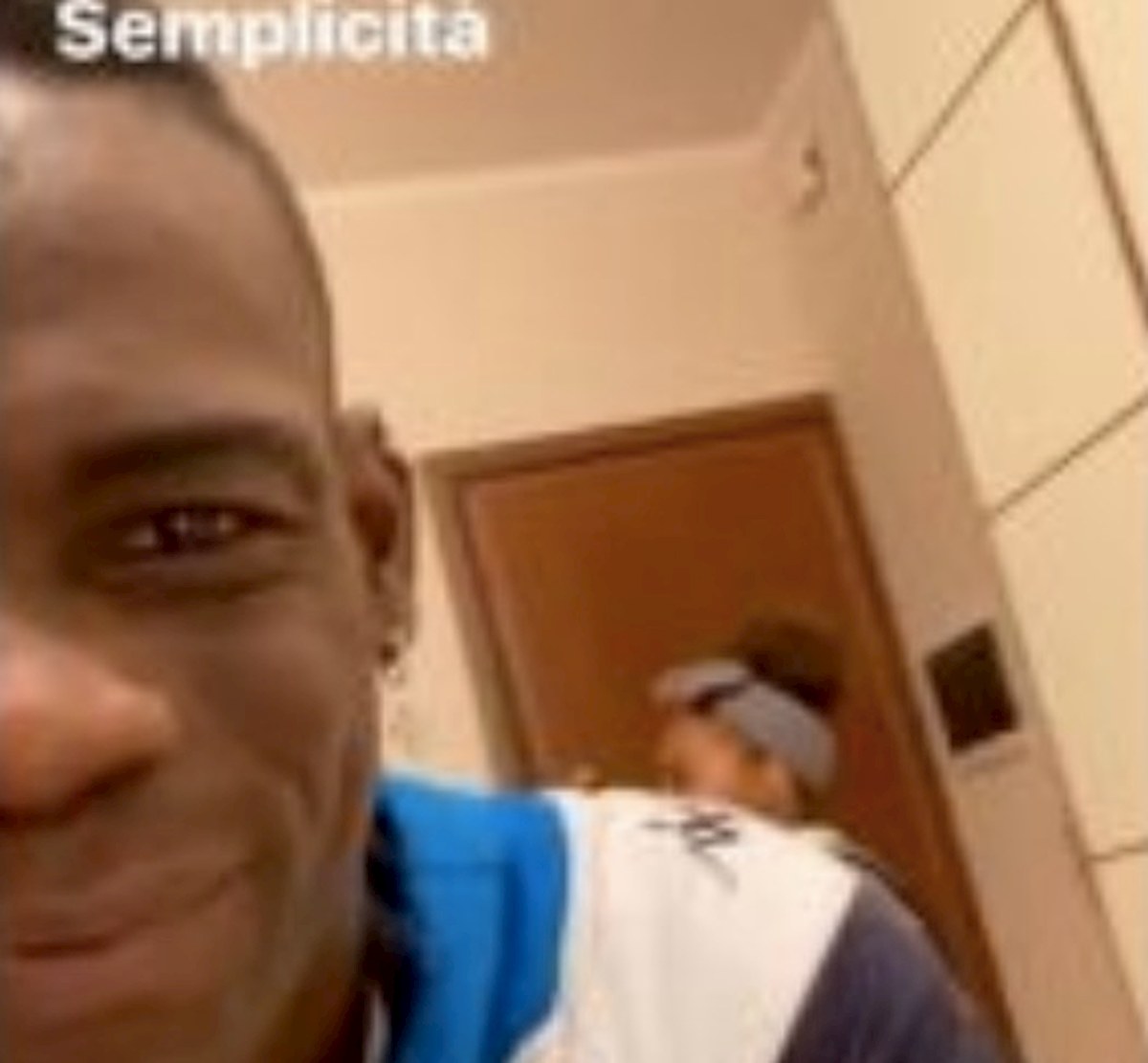 Storie Italiane Raffaella Fico Balotelli ha ricevuto messaggio da Pia