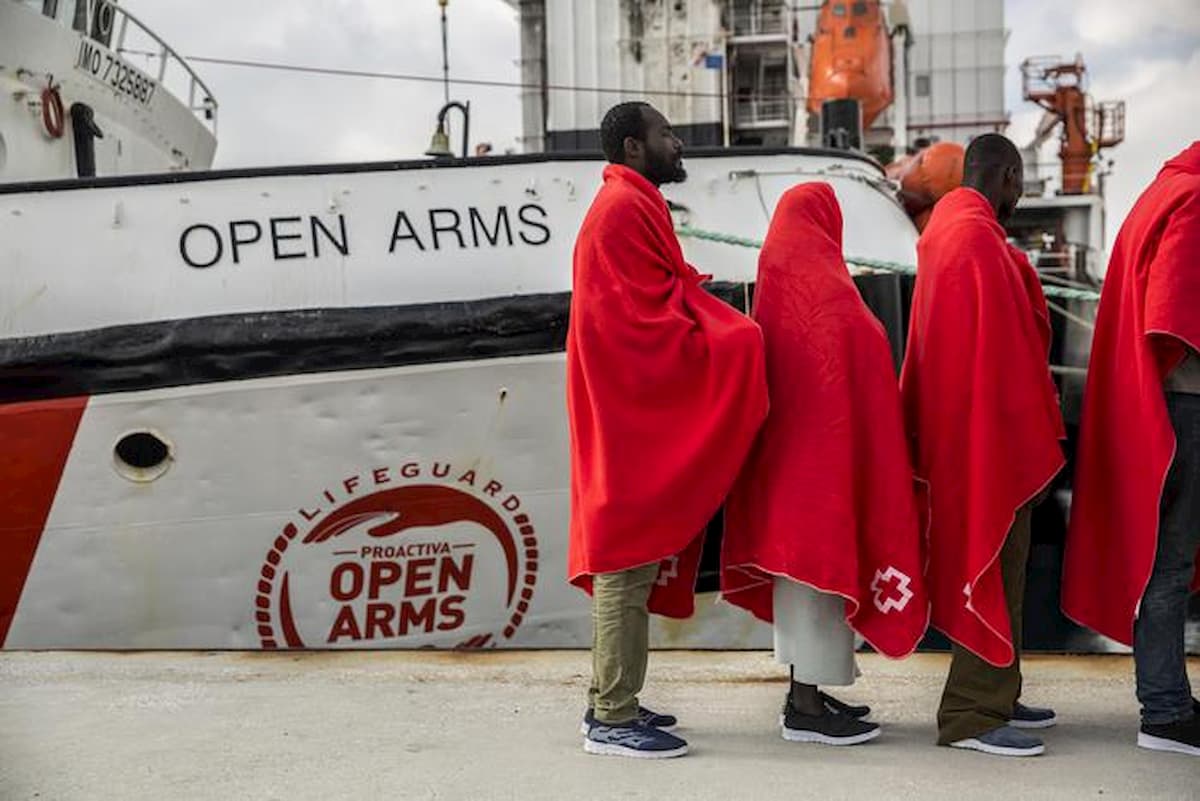 Salvini indagato per il sequestro dei 164 migranti di Open Arms. Ma stavolta il Parlamento...