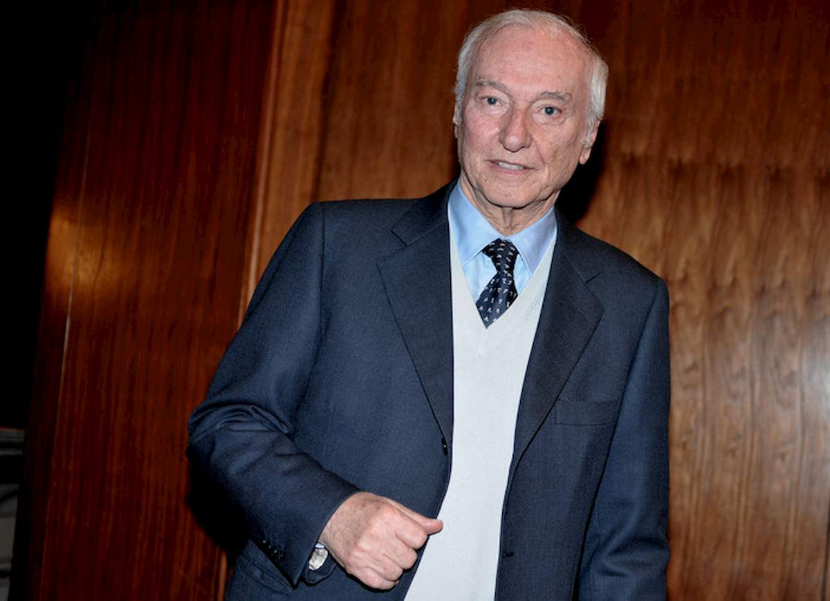 Piero Angela in ospedale per un incidente domestico: "Ora sta bene"