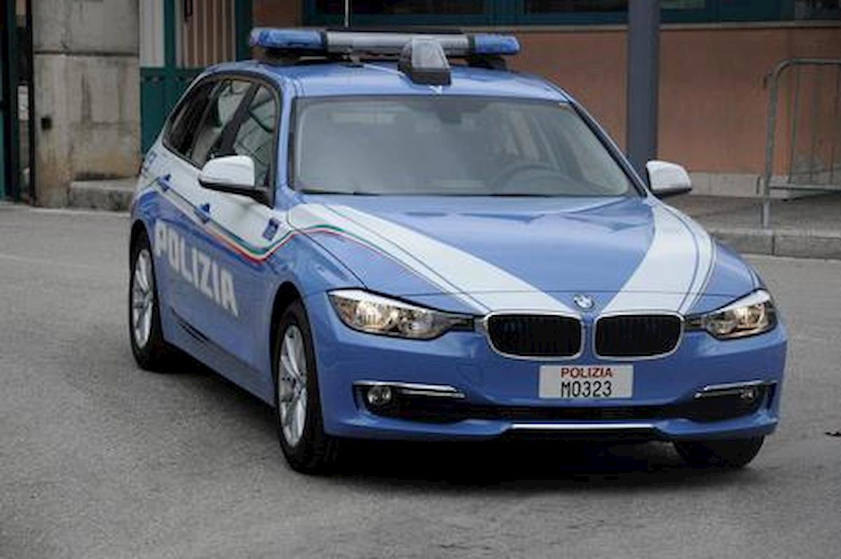 auto polizia ansa