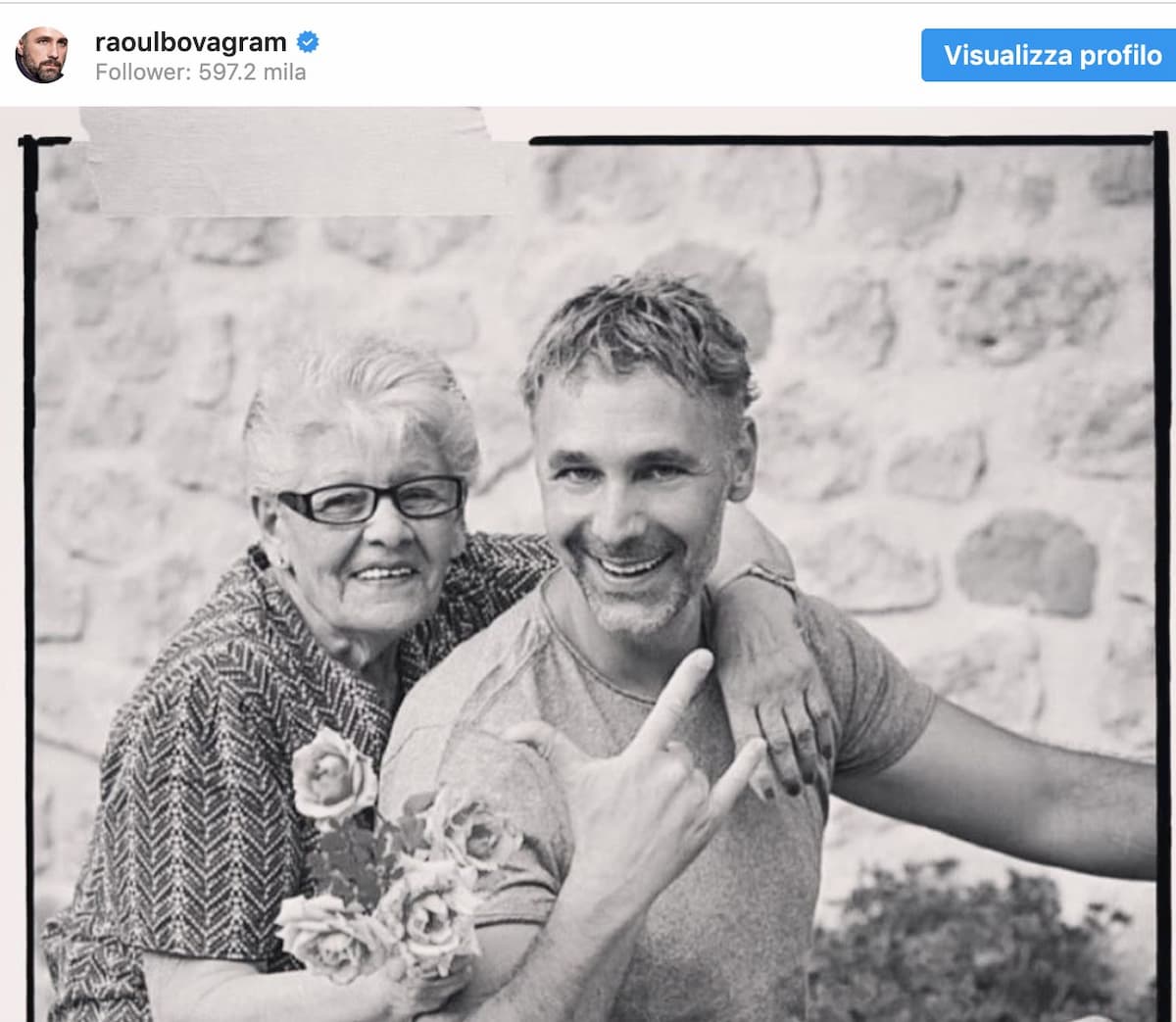 Raul Bova in lutto: è morta mamma Rosa. Il post su Instagram: "Mi piace ricordarti così"