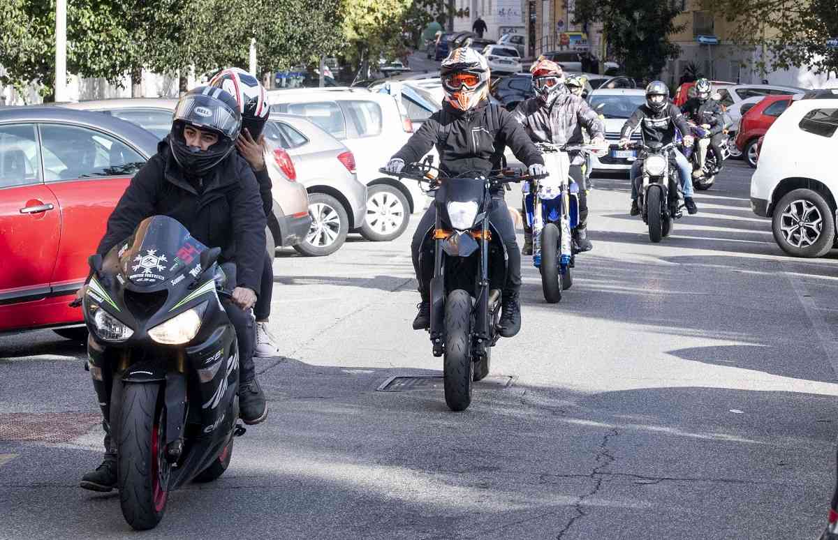 luca sacchi amici moto