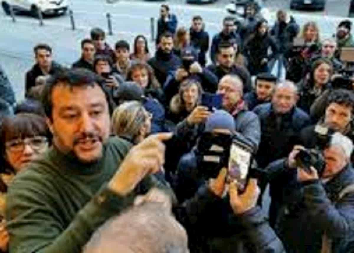 Bologna-Emilia, piazze e sondaggi: alla sinistra e al Pd manca la gente di mezzo