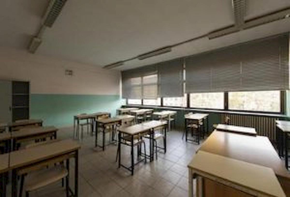 Maltempo, scuole chiuse lunedì 18 novembre: l'elenco completo