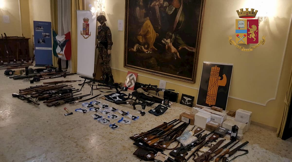 Siena, estremisti di destra progettarono di far saltare moschea di Colle Val d'Elsa: 12 indagati