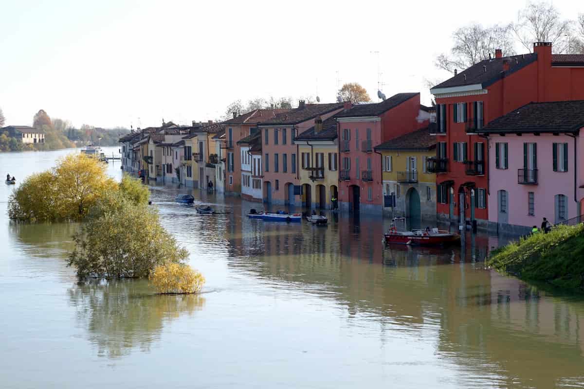 Maltempo, esonda il Ticino a Pavia. Allerta per la piena del Po