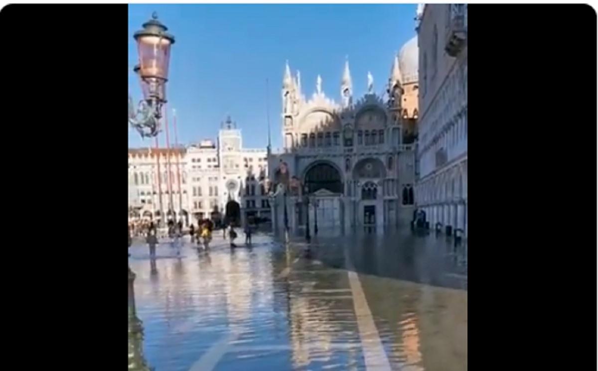 piazza san marco allagata twitter