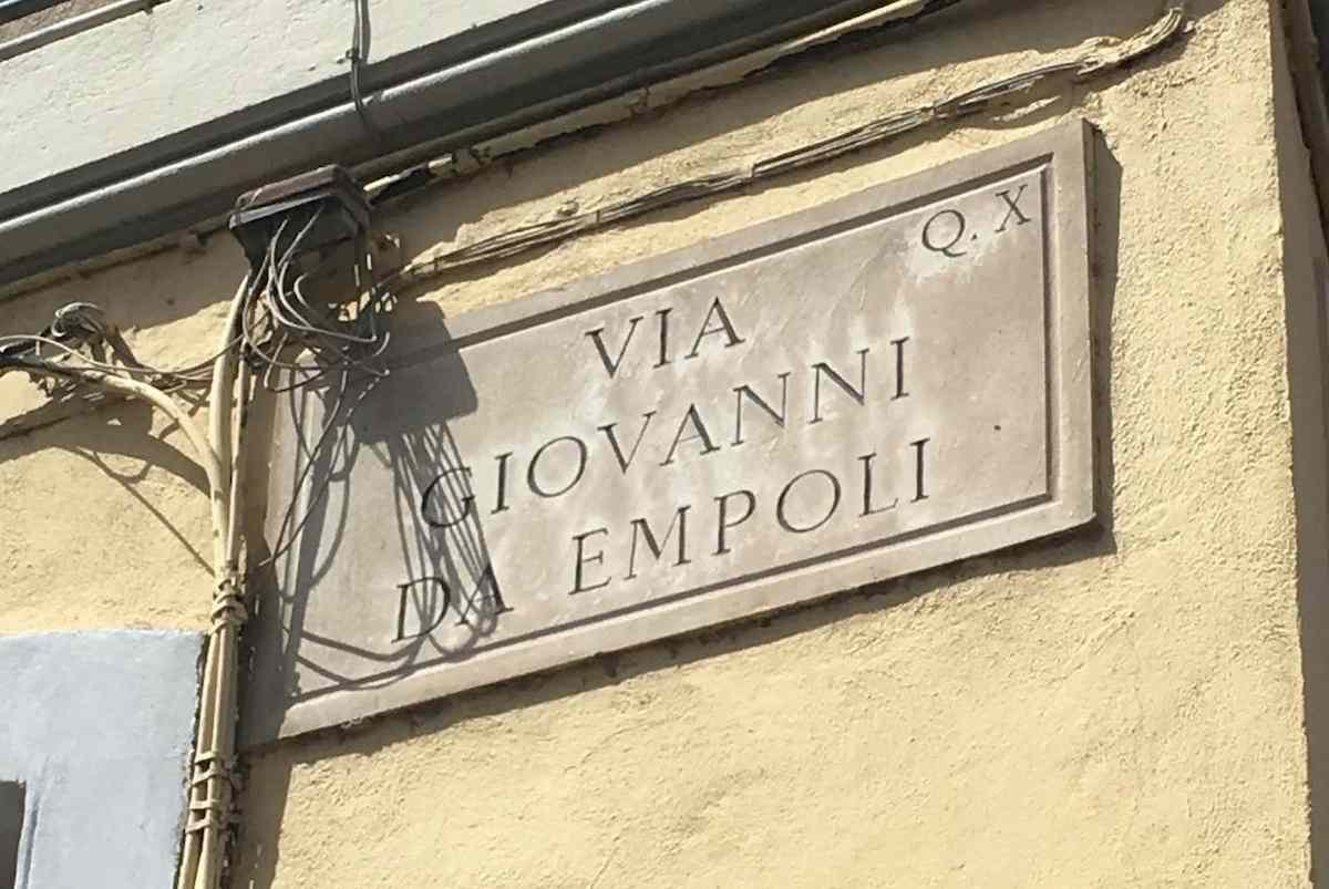 Roma, ubriaco di notte si introduce in un palazzo e semina il panico tra gli inquilini