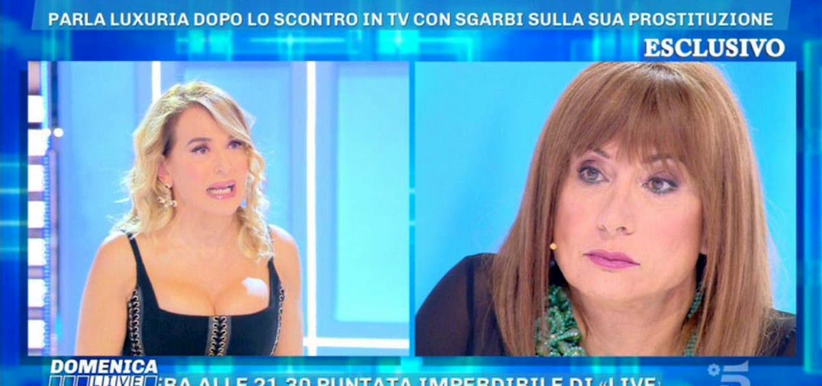 Domenica Live, Vladimir Luxuria replica in lacrime a Vittorio Sgarbi. E rimprovera Barbara D'Urso
