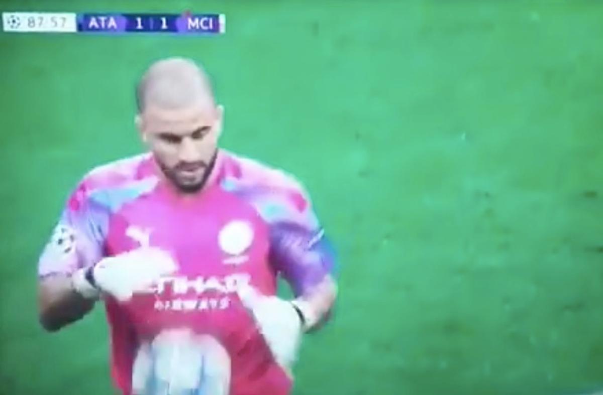 Walker Atalanta Manchester City video YouTube parata da portiere