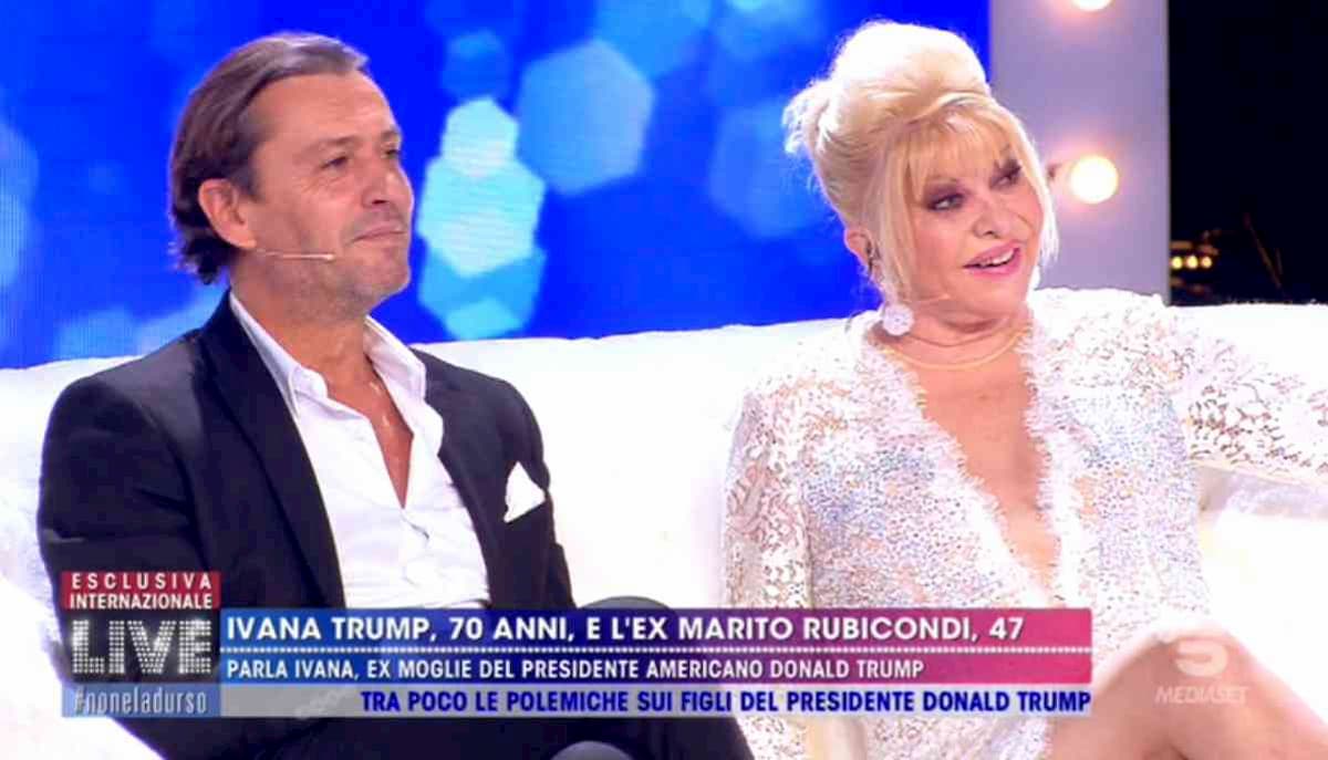 Live Non è la d'Urso, Ivana Trump: "Melania? E' bellissima ma non fa niente"
