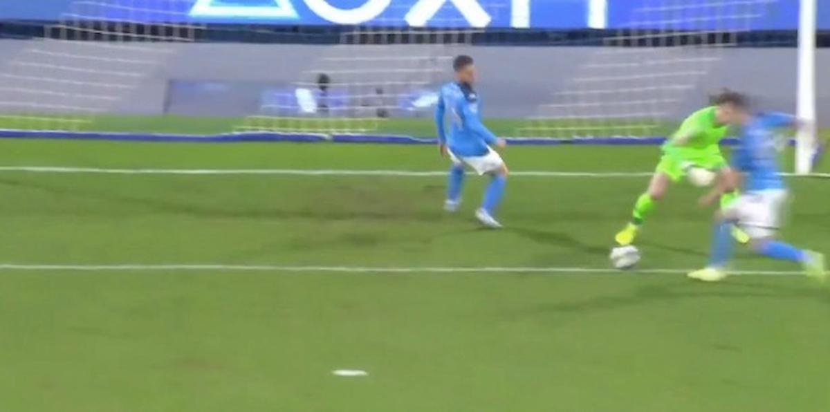 Maarten Vandevoordt dal record in Champions alla papera di Napoli