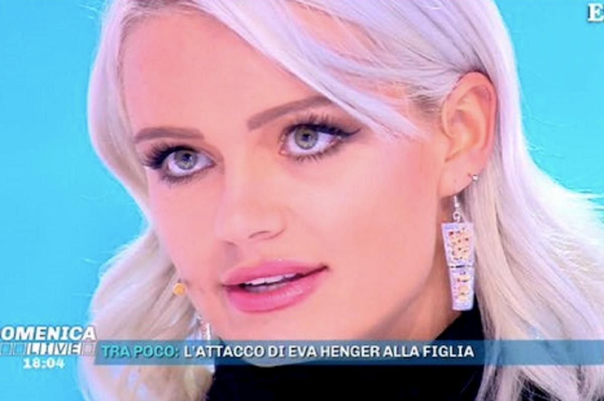 mercedesz henger doemnica live