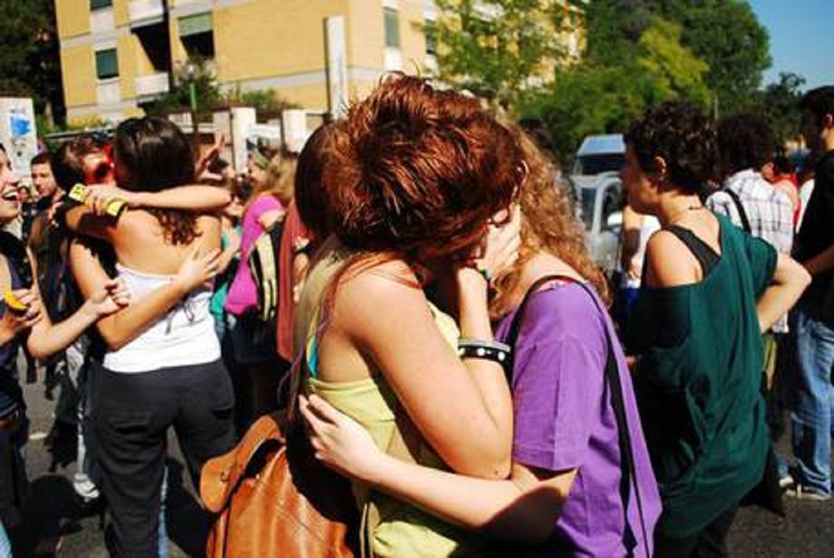 Dalla Francia alla Calabria: due ragazze 14enni in fuga per amore