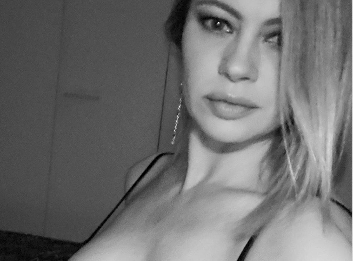 Supercoppa Italiana, Anna Falchi infierisce sulla Juve battuta dalla Lazio: "Inizia a piacermi il bianco e nero"