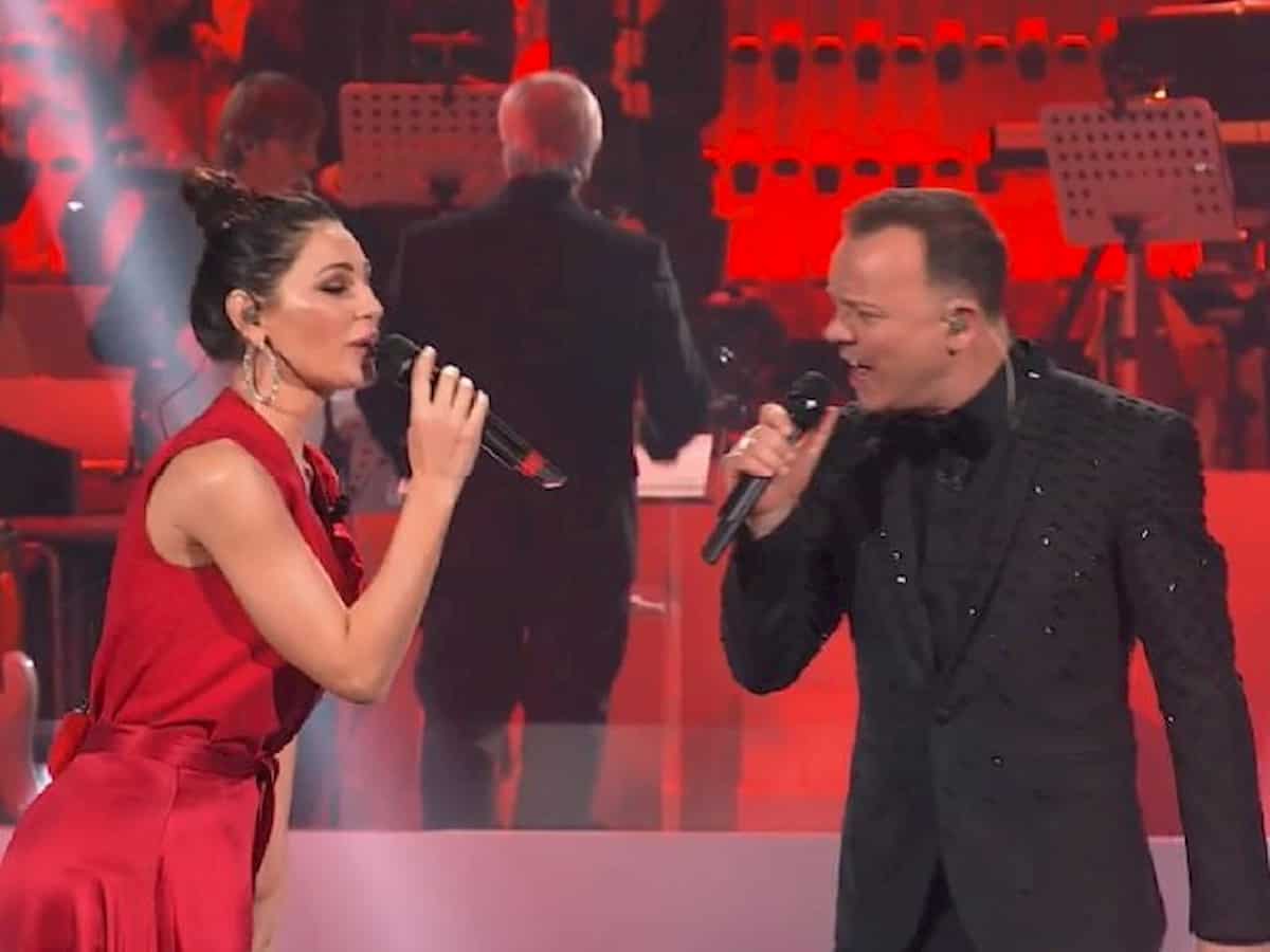 Anna Tatangelo a 20 anni che siamo italiani: "Gigi D'Alessio a casa è meno simpatico". E sul matrimonio...