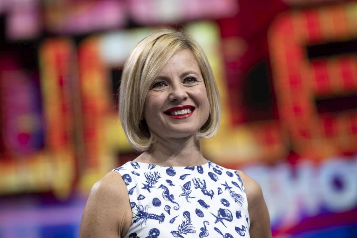 Sara Manfuso critica Antonella Elia: "Le parole su Taylor Mega? Lei non è che sia un Nobel..."