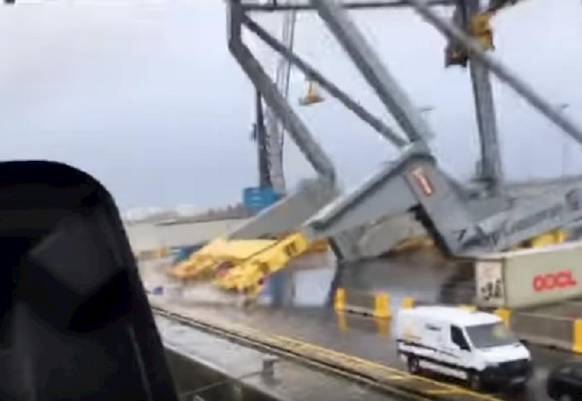 anversa nave ormeggi