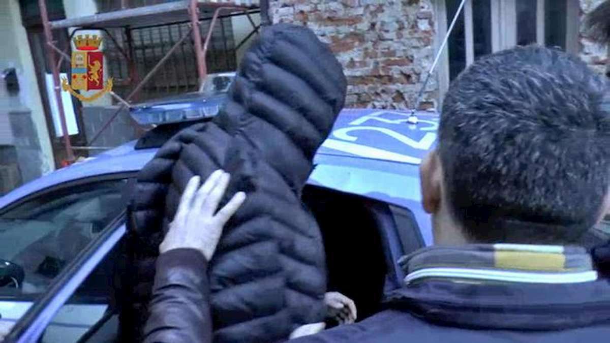 Terrorismo, espulsi un 24enne residente a Torino e imam di Padova